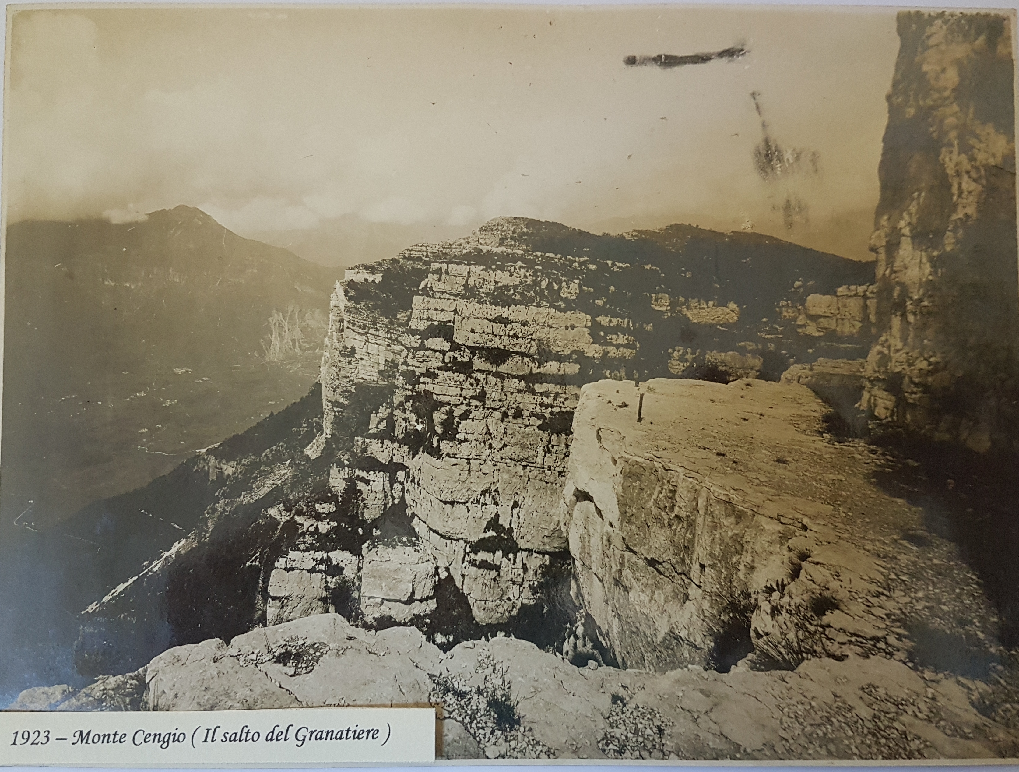 Monte Cengio - Salto del Granatiere 1923