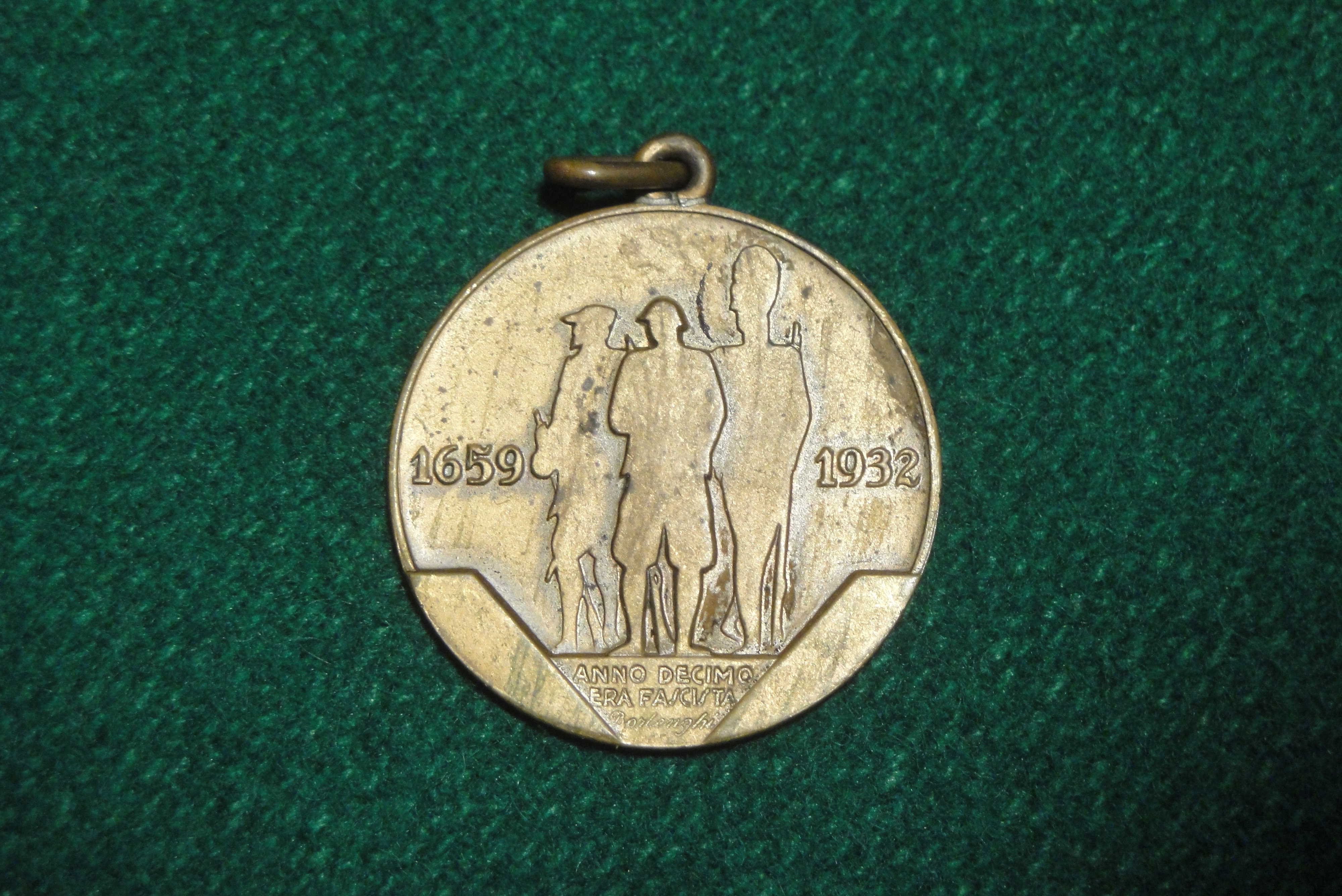 Medaglia (retro) del primo raduno dei Granatieri di Sardegna 22-24 mag. 1932 -Roma