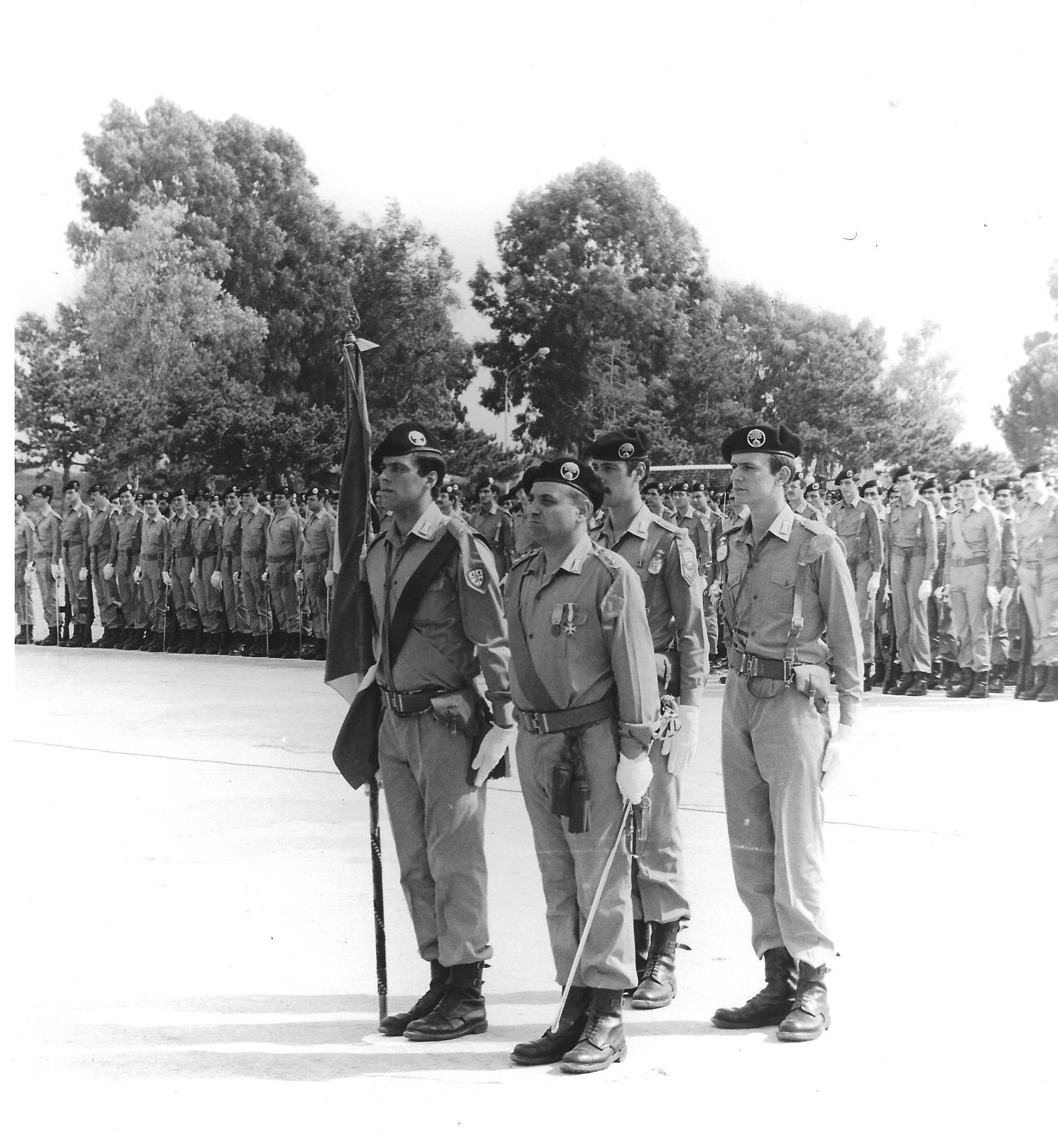  Consegna della Bandiera di Guerra del 2° Reggimento Granatieri all’ Alfiere S.Ten. f. (G.) RNU Bruno GARASSINO 